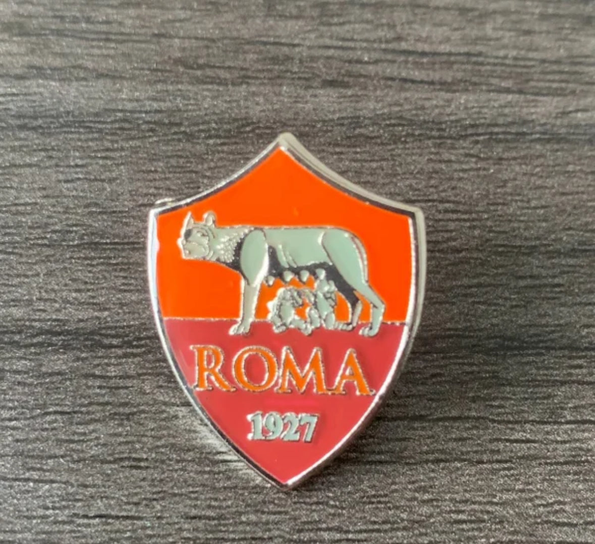 Roma Pin